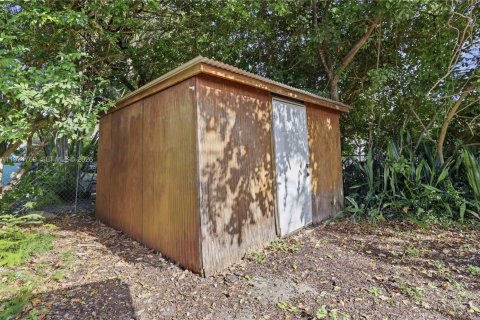 Casa en venta en North Miami Beach, Florida, 2 dormitorios, 116.5 m2 № 2056411 - foto 13