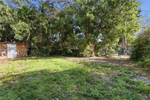 Casa en venta en North Miami Beach, Florida, 2 dormitorios, 116.5 m2 № 2056411 - foto 11