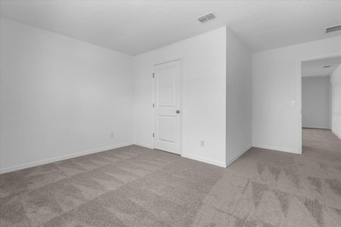 House in Davenport, Florida 5 bedrooms, 253.81 sq.m. № 1574621 - photo 7