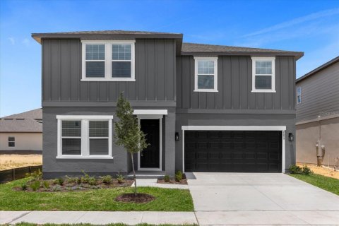 House in Davenport, Florida 5 bedrooms, 253.81 sq.m. № 1574621 - photo 1