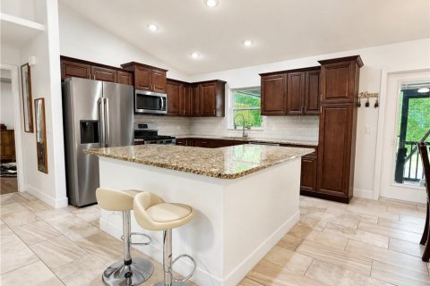 House in Inverness, Florida 3 bedrooms, 137.5 sq.m. № 2239321 - photo 7
