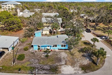 House in Englewood, Florida 3 bedrooms, 111.3 sq.m. № 1609568 - photo 2