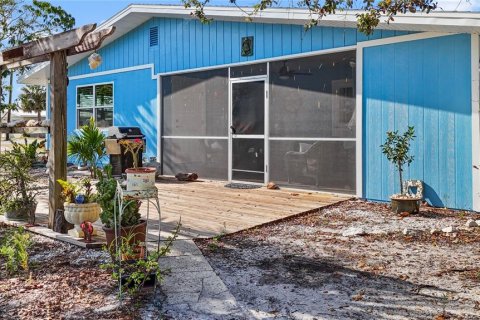House in Englewood, Florida 3 bedrooms, 111.3 sq.m. № 1609568 - photo 27