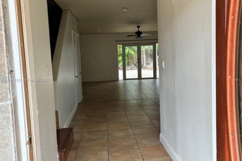 Adosado en venta en North Miami, Florida, 3 dormitorios, 152.36 m2 № 1986007 - foto 13