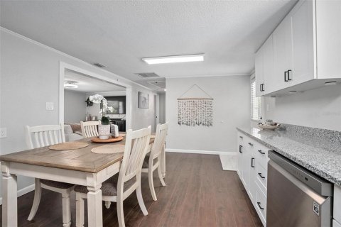 Купить виллу или дом в Деланд, Флорида 5 комнат, 114.27м2, № 1761154 - фото 13