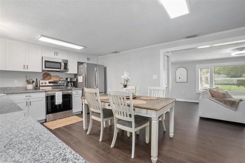 Купить виллу или дом в Деланд, Флорида 5 комнат, 114.27м2, № 1761154 - фото 12