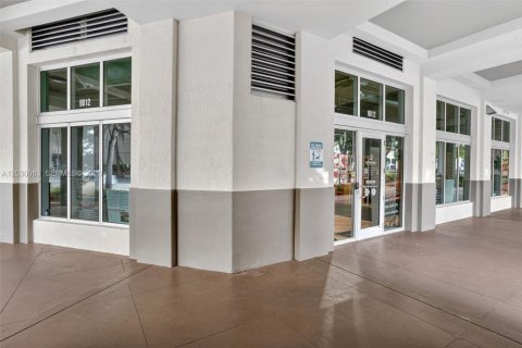 Commercial property in Miami, Florida № 2086742 - photo 23