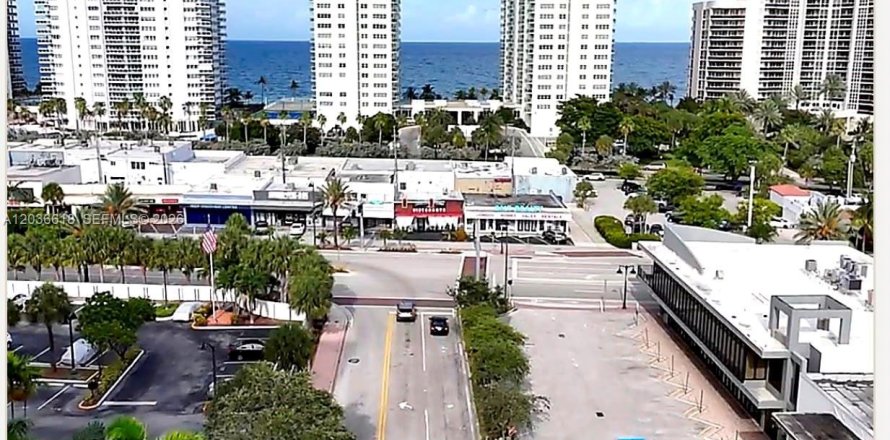 Propiedad comercial en Fort Lauderdale, Florida № 2085222