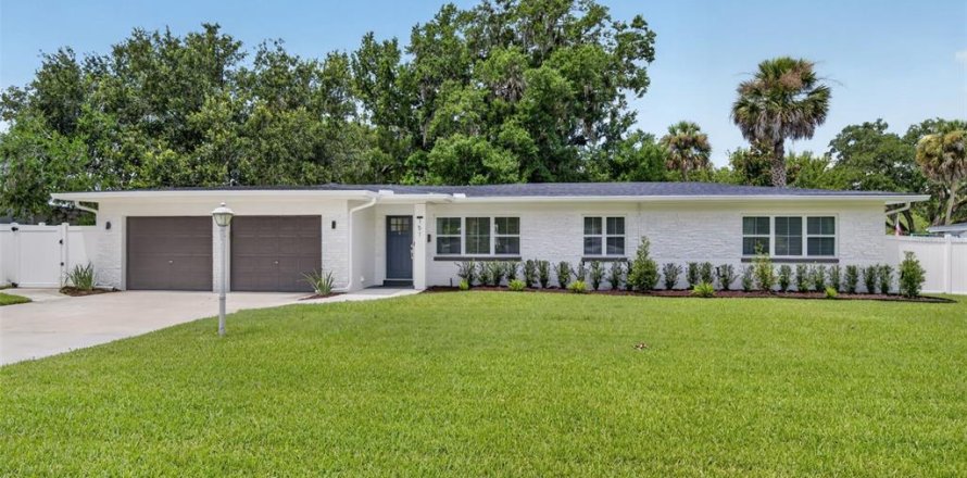 Villa ou maison à Maitland, Floride 3 chambres, 169.18 m2 № 2428742