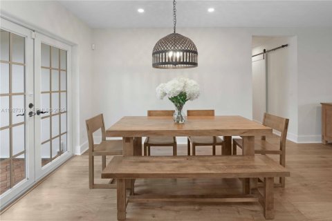 Снять в аренду виллу или дом в Холливуд, Флорида 2 спальни, 136.01м2, № 1986242 - фото 15