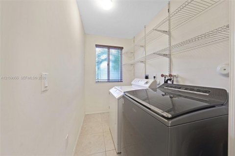 Купить таунхаус в Хомстед, Флорида 3 спальни, 166.3м2, № 2422896 - фото 24