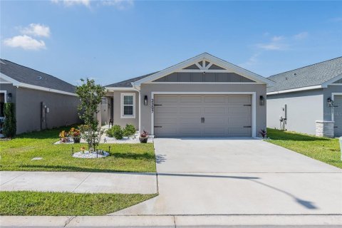 House in Winter Haven, Florida 3 bedrooms, 144.28 sq.m. № 2111085 - photo 5