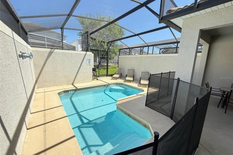 Townhouse in Davenport, Florida 4 bedrooms, 176.7 sq.m. № 2103912 - photo 23