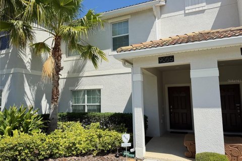 Townhouse in Davenport, Florida 4 bedrooms, 176.7 sq.m. № 2103912 - photo 3