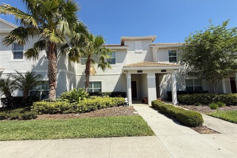 Townhouse in Davenport, Florida 4 bedrooms, 176.7 sq.m. № 2103912 - photo 2