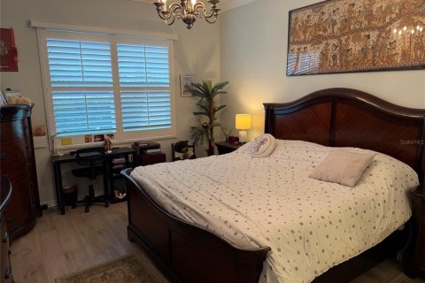 Villa ou maison à vendre à Kissimmee, Floride: 2 chambres, 147.06 m2 № 2434893 - photo 8