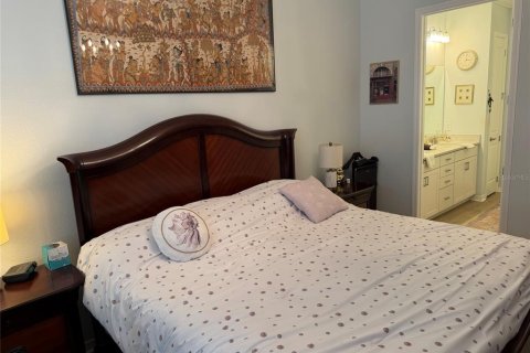 Villa ou maison à vendre à Kissimmee, Floride: 2 chambres, 147.06 m2 № 2434893 - photo 9