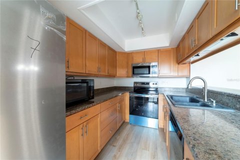Touwnhouse à vendre à Titusville, Floride: 2 chambres, 112.04 m2 № 1757817 - photo 7
