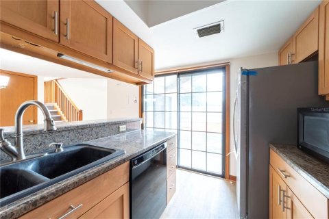 Touwnhouse à vendre à Titusville, Floride: 2 chambres, 112.04 m2 № 1757817 - photo 6