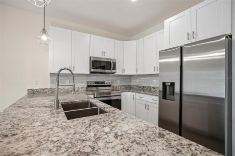 Commercial property in Port Charlotte, Florida 214.42 sq.m. № 2098347 - photo 7