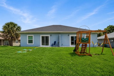 Commercial property in Port Charlotte, Florida 214.42 sq.m. № 2098347 - photo 20