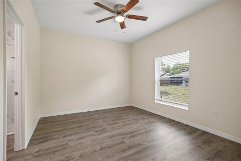 Commercial property in Port Charlotte, Florida 214.42 sq.m. № 2098347 - photo 8