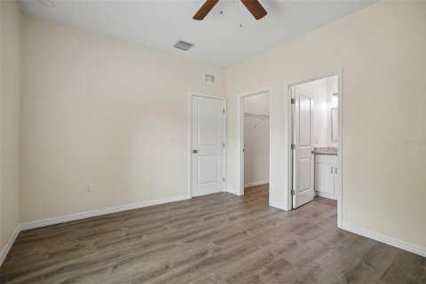 Commercial property in Port Charlotte, Florida 214.42 sq.m. № 2098347 - photo 9