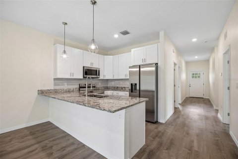 Commercial property in Port Charlotte, Florida 214.42 sq.m. № 2098347 - photo 17