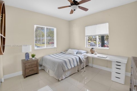 Copropriété à vendre à Doral, Floride: 3 chambres, 181.16 m2 № 2000990 - photo 5