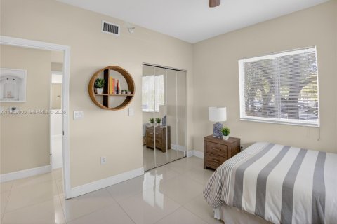 Copropriété à vendre à Doral, Floride: 3 chambres, 181.16 m2 № 2000990 - photo 6