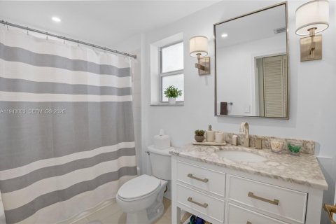 Copropriété à vendre à Doral, Floride: 3 chambres, 181.16 m2 № 2000990 - photo 8