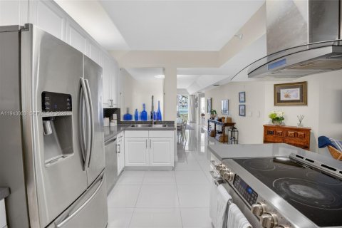 Copropriété à vendre à Doral, Floride: 3 chambres, 181.16 m2 № 2000990 - photo 11