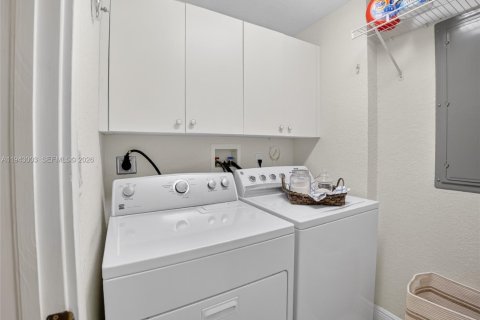 Copropriété à vendre à Doral, Floride: 3 chambres, 181.16 m2 № 2000990 - photo 28