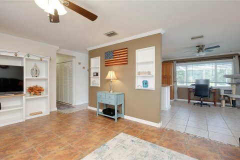 Villa ou maison à vendre à North Port, Floride: 2 chambres, 124.86 m2 № 2348327 - photo 14