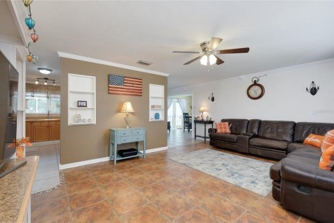 Villa ou maison à vendre à North Port, Floride: 2 chambres, 124.86 m2 № 2348327 - photo 9