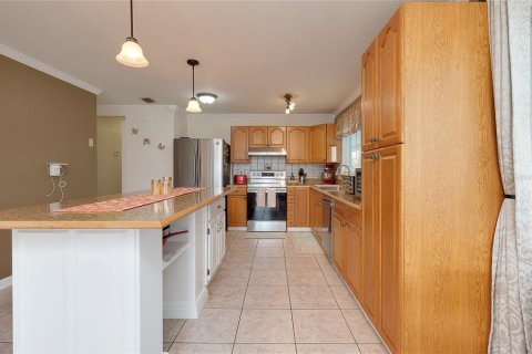 Villa ou maison à vendre à North Port, Floride: 2 chambres, 124.86 m2 № 2348327 - photo 16