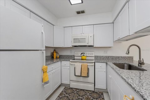 Adosado en venta en Ocala, Florida, 2 dormitorios, 115.48 m2 № 2102256 - foto 12