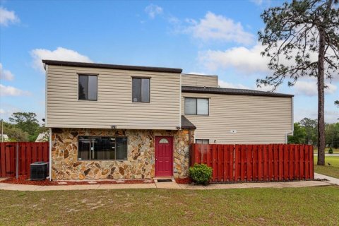Adosado en venta en Ocala, Florida, 2 dormitorios, 115.48 m2 № 2102256 - foto 3