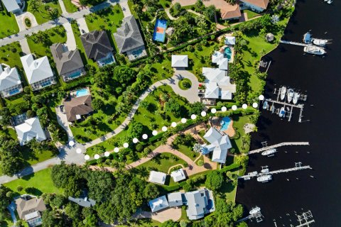 Купить виллу или дом в Стьюарт, Флорида 3 комнаты, 164.62м2, № 2402348 - фото 2
