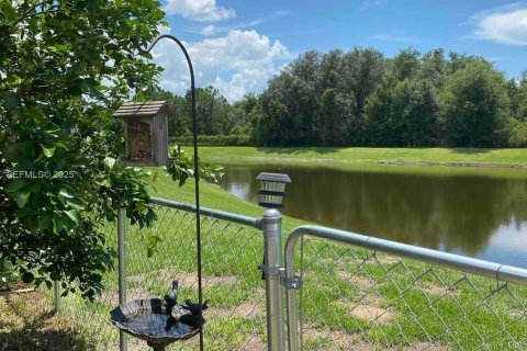 Villa ou maison à vendre à Kissimmee, Floride: 4 chambres, 207.17 m2 № 1990511 - photo 18