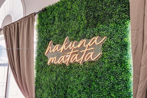 Villa ou maison à vendre à Kissimmee, Floride: 4 chambres, 207.17 m2 № 1990511 - photo 12