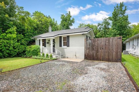 House in Jacksonville, Florida 3 bedrooms, 92.9 sq.m. № 1816705 - photo 4