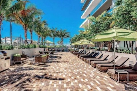 Copropriété à louer à Aventura, Floride: 2 chambres, 102.19 m2 № 2000170 - photo 12