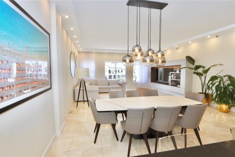 Copropriété à vendre à Aventura, Floride: 2 chambres, 169.08 m2 № 1959880 - photo 12