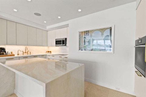 Copropriété à vendre à Palm Beach, Floride: 2 chambres, 145.67 m2 № 2146062 - photo 9