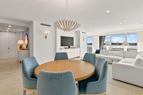 Copropriété à vendre à Palm Beach, Floride: 2 chambres, 145.67 m2 № 2146062 - photo 4