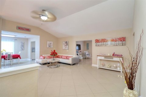 Купить виллу или дом в Тампа, Флорида 13 комнат, 182.92м2, № 1670214 - фото 6