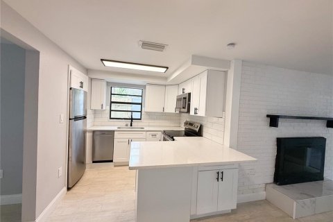 Casa en venta en New Port Richey, Florida, 3 dormitorios, 124.3 m2 № 1857833 - foto 5