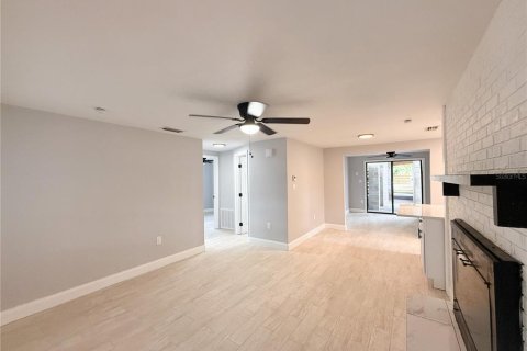 Casa en venta en New Port Richey, Florida, 3 dormitorios, 124.3 m2 № 1857833 - foto 8