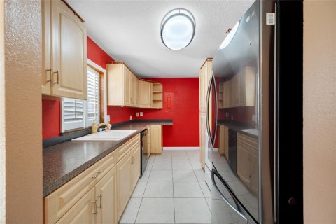 Villa ou maison à vendre à Largo, Floride: 2 chambres, 116.78 m2 № 2151529 - photo 8